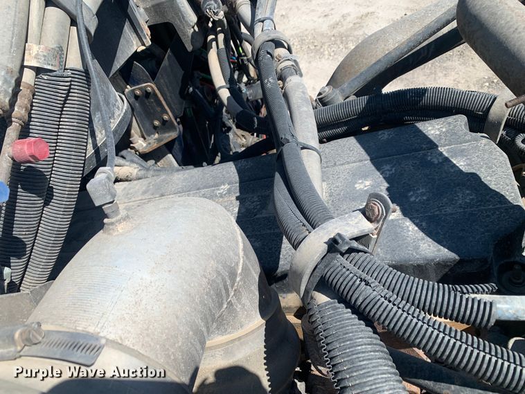 image for item LI9115 2007 Peterbilt 387  semi truck