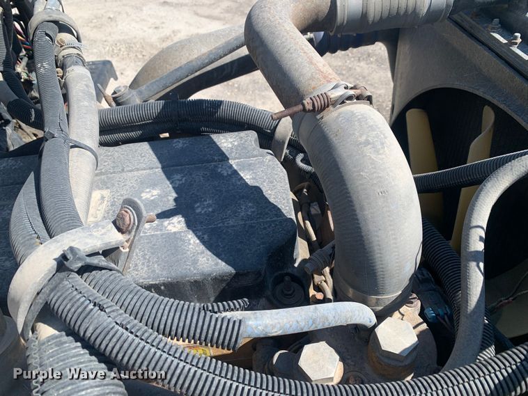 image for item LI9115 2007 Peterbilt 387  semi truck