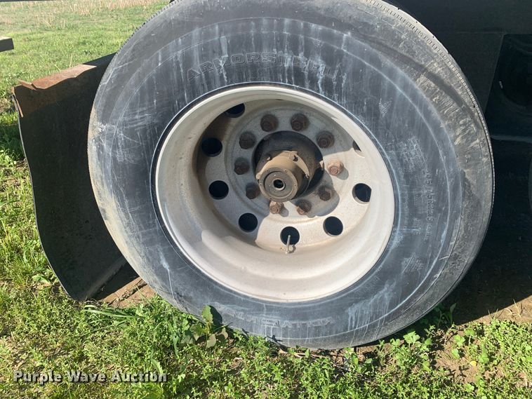 image for item LI9117 2007 Utility Trailer VS2RA  refrigerated van trailer