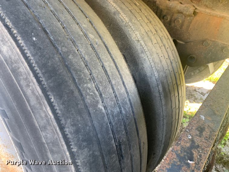 image for item LI9117 2007 Utility Trailer VS2RA  refrigerated van trailer