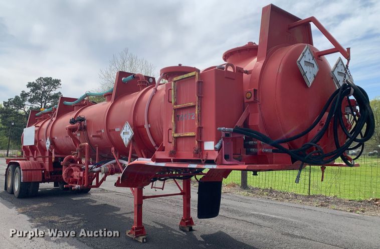 image for item LI9134 2009 Tiger Manufacturing  gel slurry tank trailer