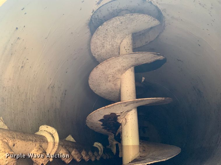 image for item LI9134 2009 Tiger Manufacturing  gel slurry tank trailer