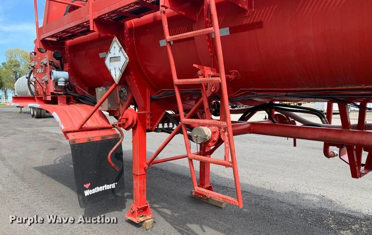 image for item LI9134 2009 Tiger Manufacturing  gel slurry tank trailer