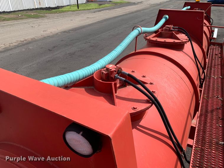 image for item LI9134 2009 Tiger Manufacturing  gel slurry tank trailer