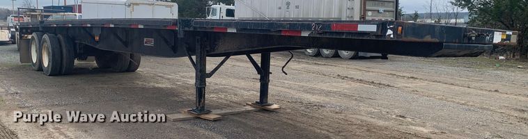 image for item LI9155 1997 Fruehauf PBFL-NF2S-45N  flatbed trailer
