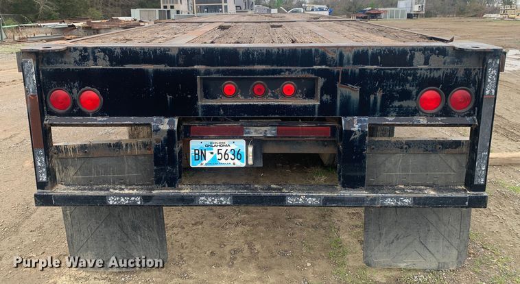 image for item LI9155 1997 Fruehauf PBFL-NF2S-45N  flatbed trailer