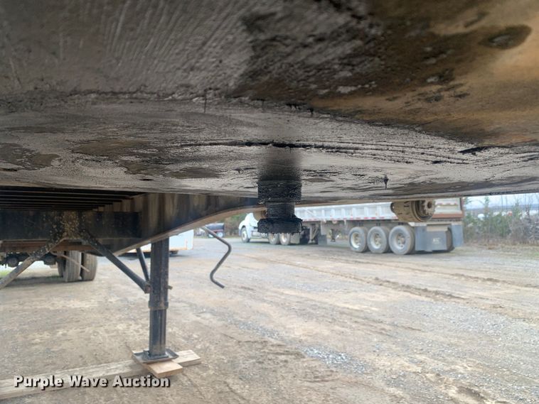 image for item LI9155 1997 Fruehauf PBFL-NF2S-45N  flatbed trailer