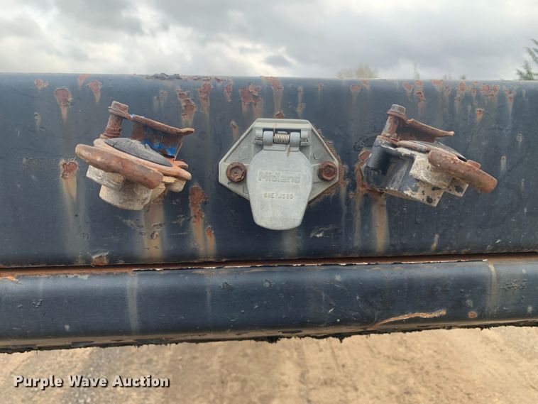 image for item LI9155 1997 Fruehauf PBFL-NF2S-45N  flatbed trailer