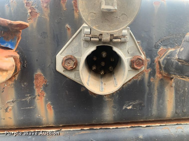 image for item LI9155 1997 Fruehauf PBFL-NF2S-45N  flatbed trailer