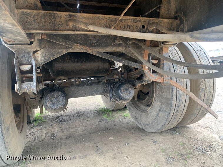 image for item LI9155 1997 Fruehauf PBFL-NF2S-45N  flatbed trailer