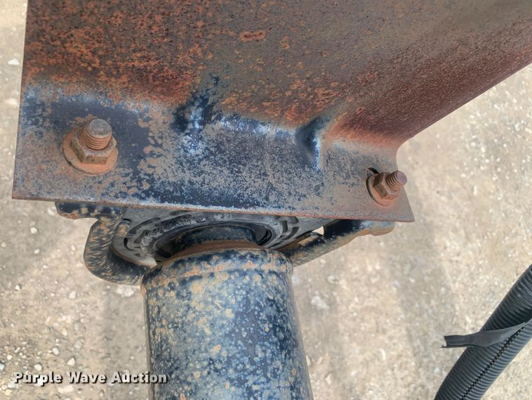 image for item LI9156 2011 International DuraStar 4300  truck cab and chassis