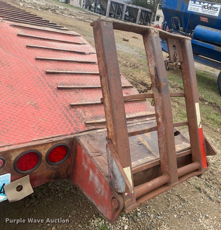 image for item LI9158 2007 Viking VFD46R16F40T  drop deck equipment trailer