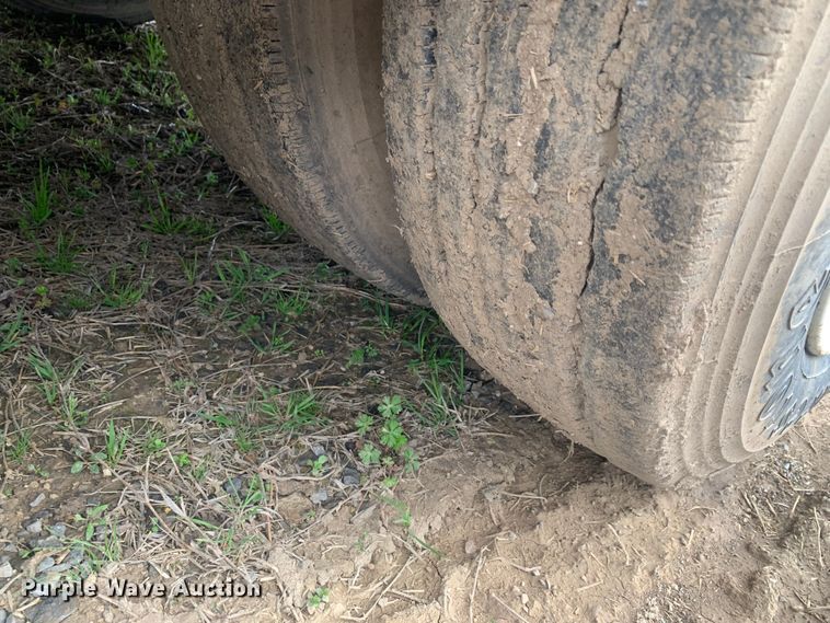 image for item LI9158 2007 Viking VFD46R16F40T  drop deck equipment trailer