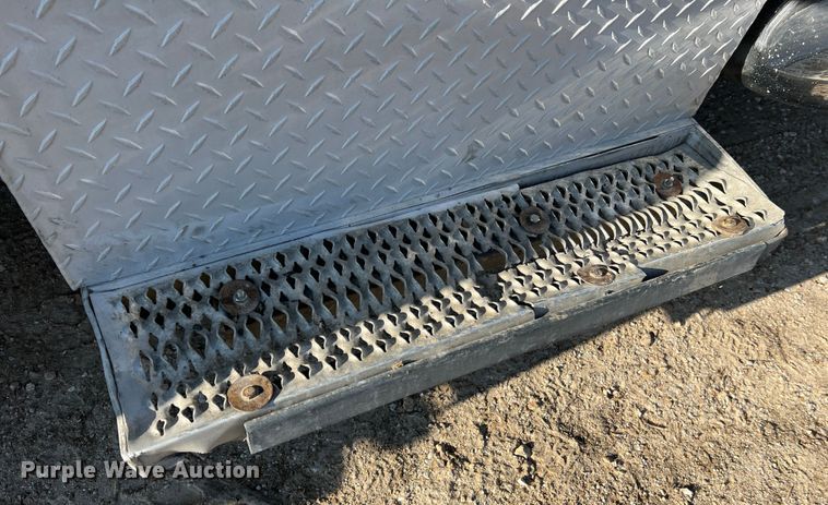 image for item LI9546 2006 Peterbilt 379  semi truck