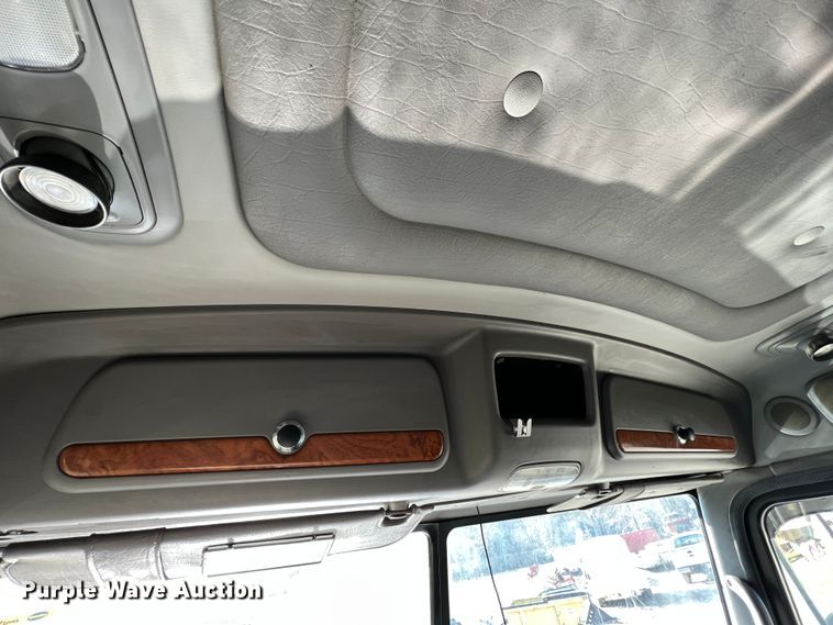 image for item LI9546 2006 Peterbilt 379  semi truck