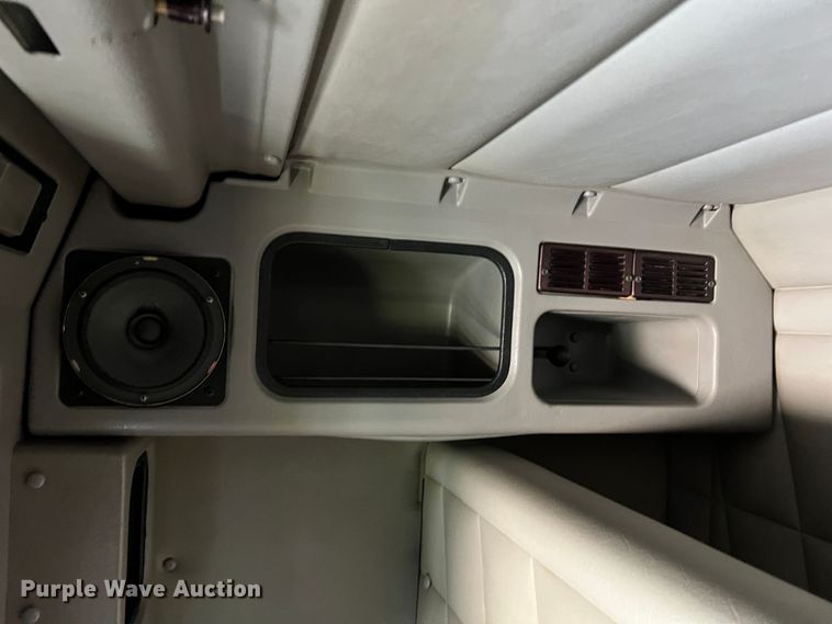 image for item LI9546 2006 Peterbilt 379  semi truck