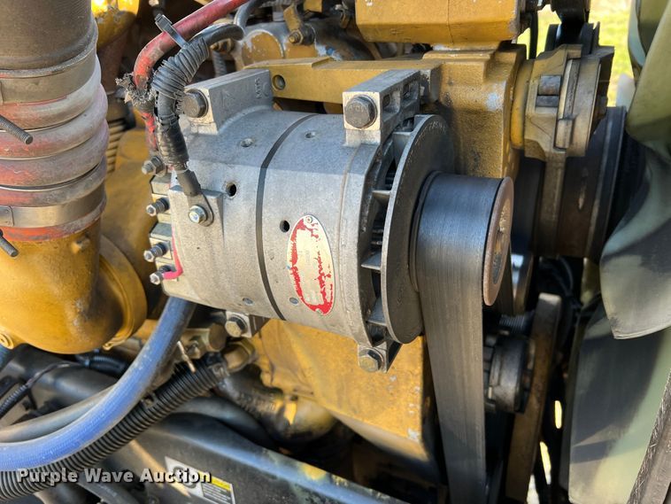 image for item LI9546 2006 Peterbilt 379  semi truck