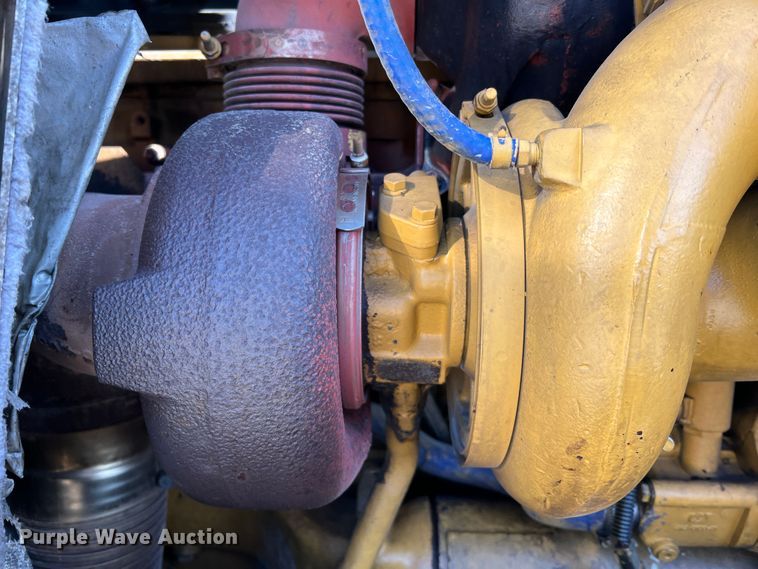 image for item LI9546 2006 Peterbilt 379  semi truck