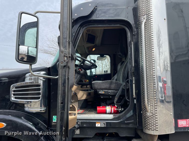 image for item LJ9564 2012 Freightliner Coronado SD  semi truck