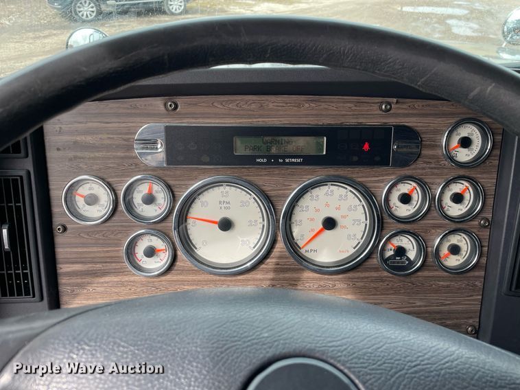 image for item LJ9564 2012 Freightliner Coronado SD  semi truck