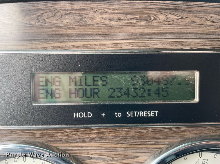 image for item LJ9564 2012 Freightliner Coronado SD  semi truck