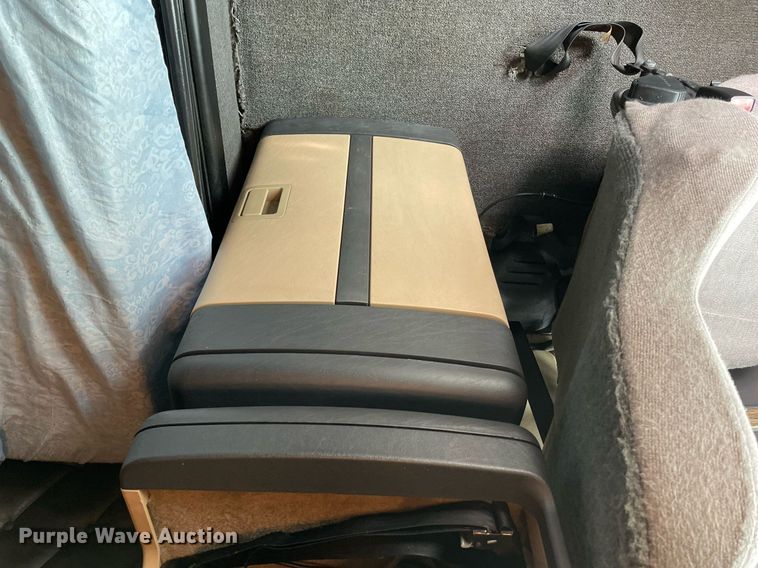 image for item LJ9564 2012 Freightliner Coronado SD  semi truck