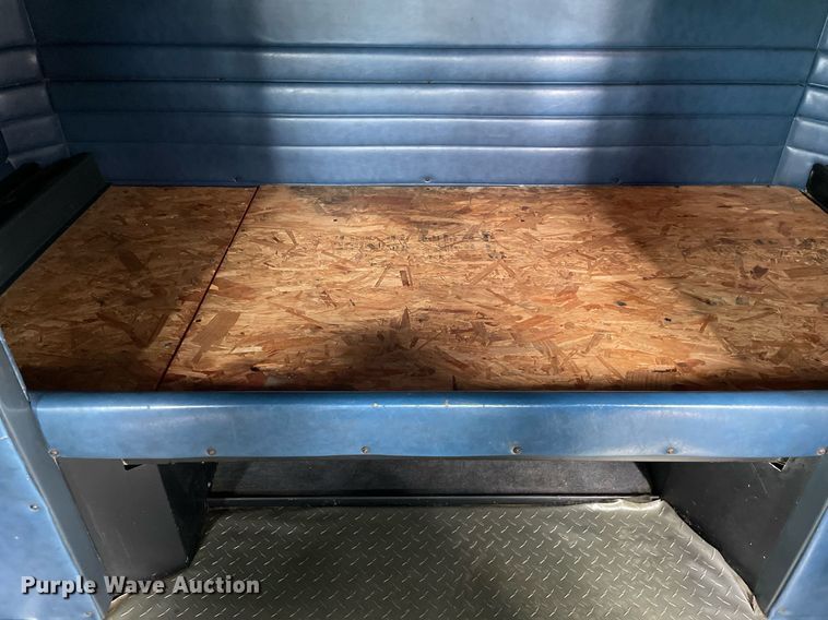 image for item LJ9565 1997 Peterbilt 379  semi truck