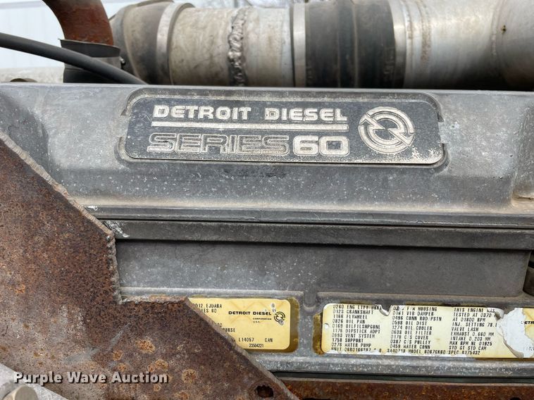 image for item LJ9565 1997 Peterbilt 379  semi truck