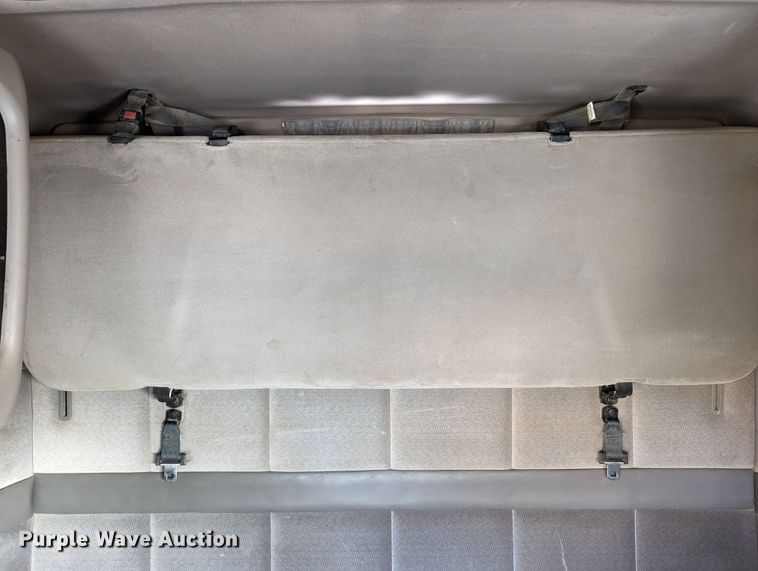 image for item LP9251 2002 Volvo VNL semi truck