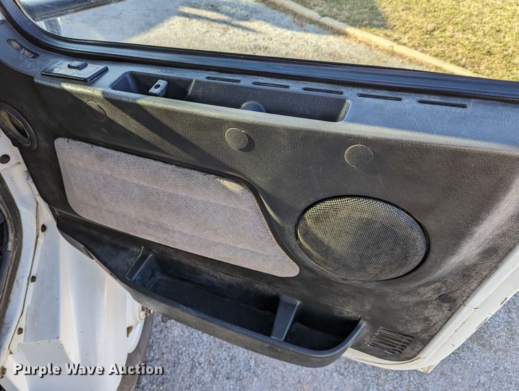 image for item LP9251 2002 Volvo VNL semi truck