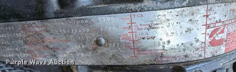 image for item LP9251 2002 Volvo VNL semi truck