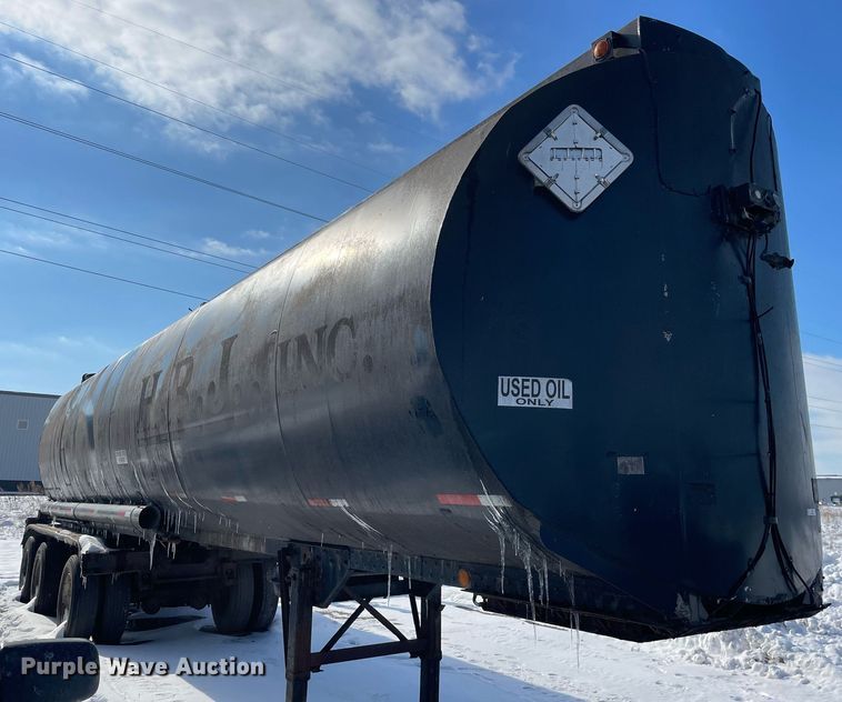 image for item MA9900 1974 Trailmobile F11S4MCM  tank trailer