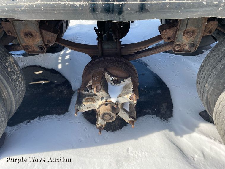 image for item MA9900 1974 Trailmobile F11S4MCM  tank trailer