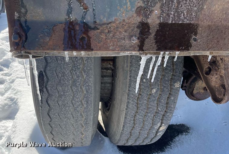 image for item MA9900 1974 Trailmobile F11S4MCM  tank trailer