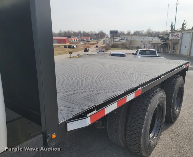 image for item MB9860 2009 International WorkStar 7400  flatbed truck