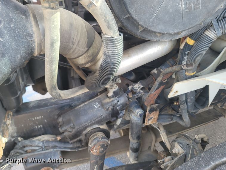 image for item MB9860 2009 International WorkStar 7400  flatbed truck