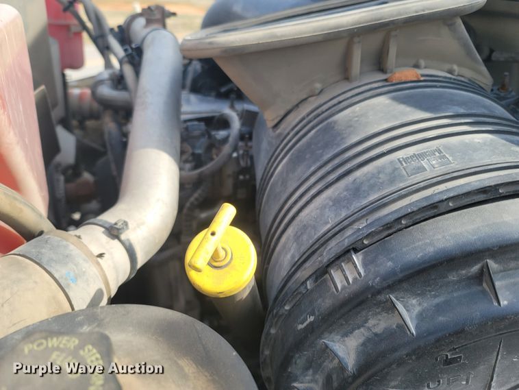 image for item MB9860 2009 International WorkStar 7400  flatbed truck