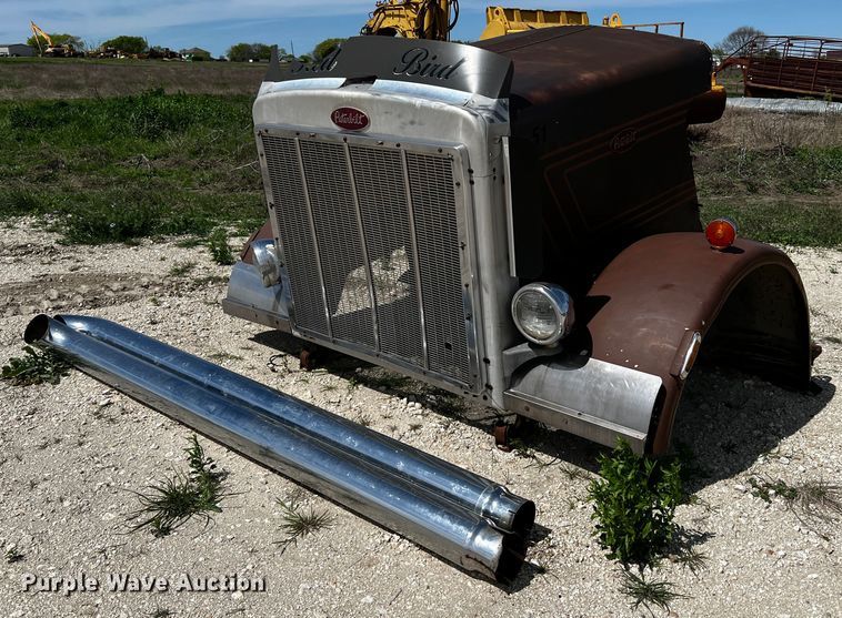 image for item MF9874 Peterbilt 359  hood