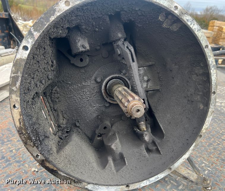 image for item MM9239 2002 Freightliner FL60  flatbed truck