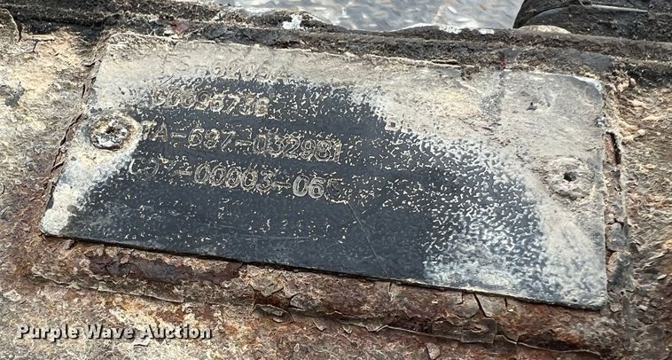 image for item MM9239 2002 Freightliner FL60  flatbed truck