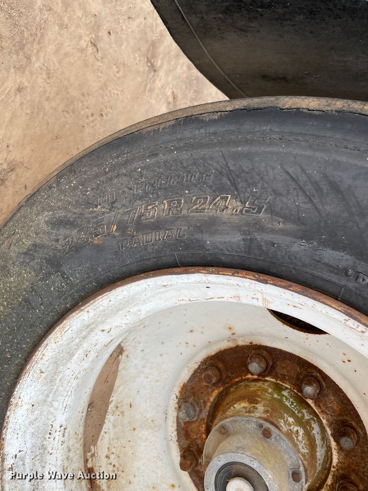 image for item MM9357 1985 Timpte  refrigerated van trailer