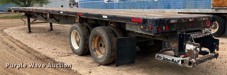 image for item MM9358 2003 Utility Trailer  flatbed trailer