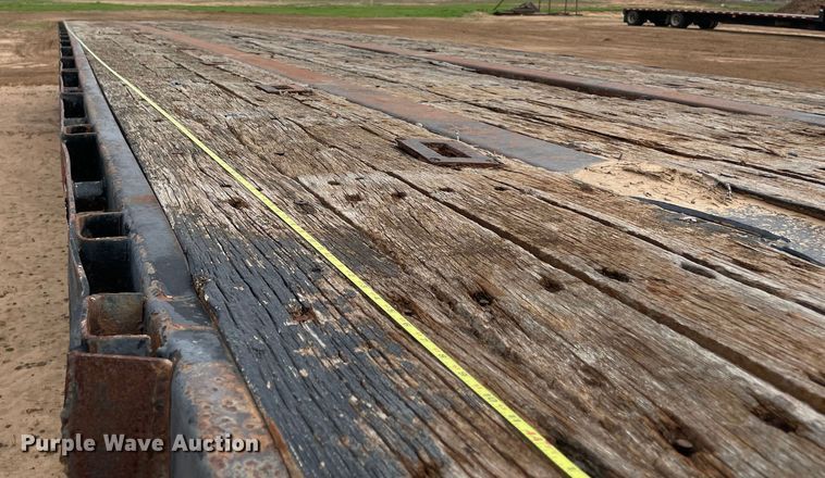 image for item MM9358 2003 Utility Trailer  flatbed trailer