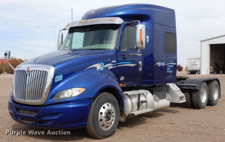 image for item MR9740 2012 International ProStar  semi truck