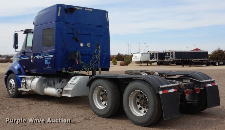 image for item MR9740 2012 International ProStar  semi truck