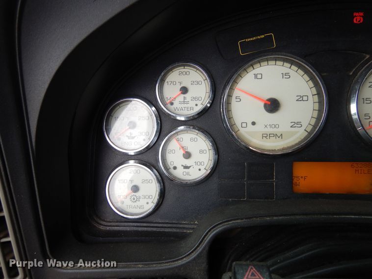 image for item MR9740 2012 International ProStar  semi truck