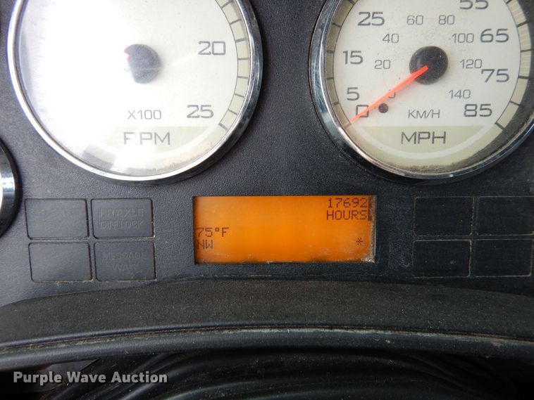 image for item MR9740 2012 International ProStar  semi truck