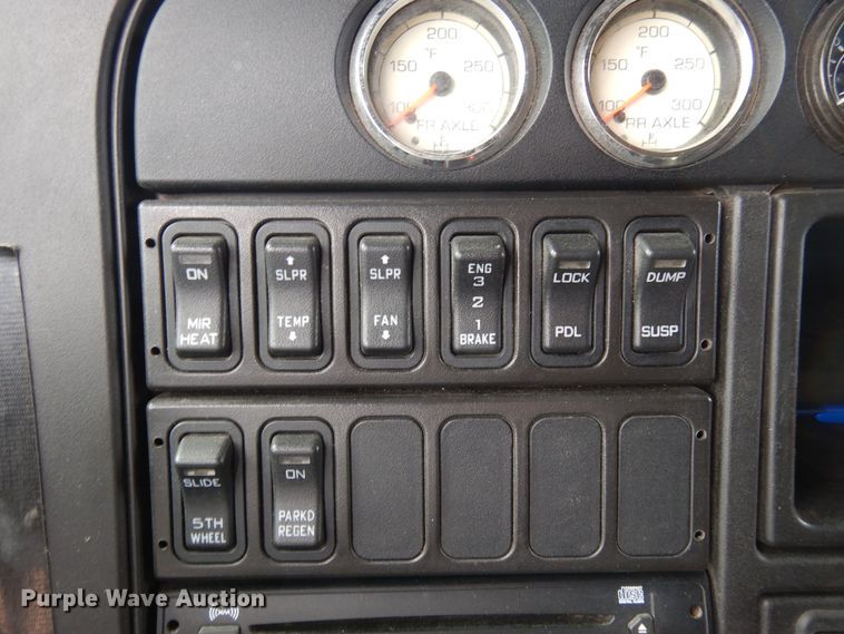 image for item MR9740 2012 International ProStar  semi truck