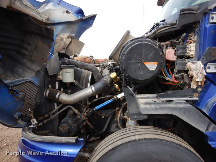 image for item MR9740 2012 International ProStar  semi truck