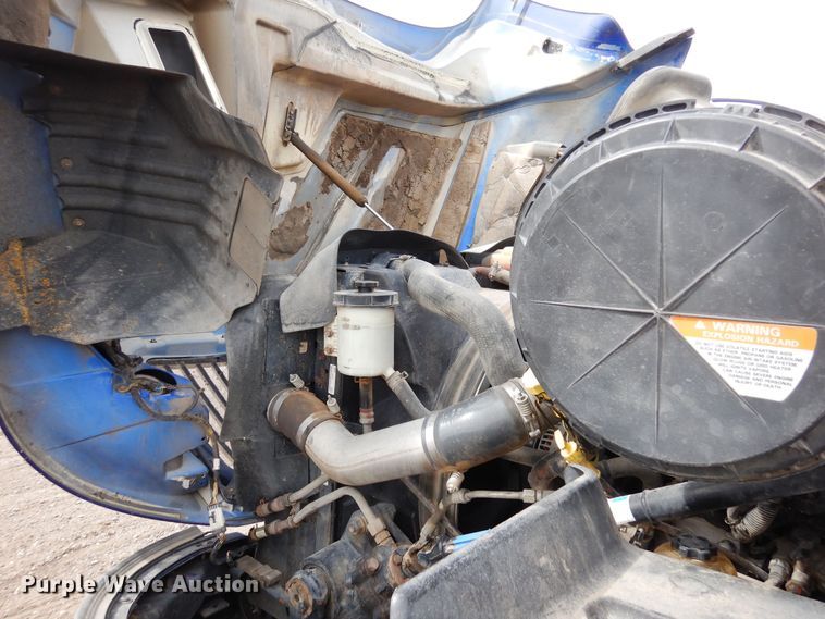 image for item MR9740 2012 International ProStar  semi truck